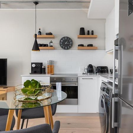 Luxury De Waterkant Apartments เคปทาวน์ ภายนอก รูปภาพ