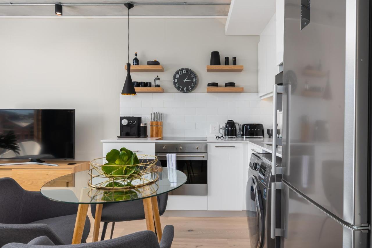 Luxury De Waterkant Apartments เคปทาวน์ ภายนอก รูปภาพ
